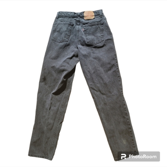 Vintage Levi's 521 Tapered Fit Tapered Leg Black High Rise Mom Jeans - Picture 2 of 6